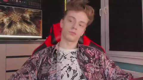 Enker online show from 12/20/25, 01:45