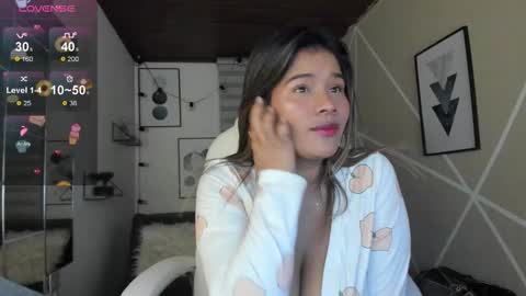 Enma clark online show from 11/22/25, 05:17