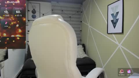 Enma clark online show from 12/15/25, 03:33