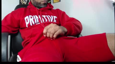 Snapshot of enriblack92 chatting on 02/19/25, 11:57 enriblack92 online show from 02/19/25, 11:57