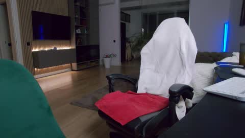 Erik online show from 12/15/25, 08:02