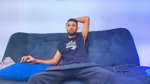 enyel_100 online show from 05/02/26, 02:05