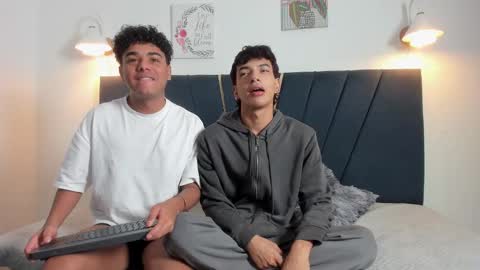 Snapshot of enzo_love18 chatting on 03/18/26, 05:10 enzo online show from 03/18/26, 05:10