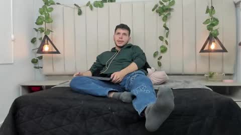 ENZO online show from 11/14/25, 02:38