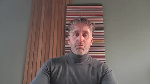 Snapshot of enzoenzo7 chatting on 11/12/25, 12:49 Enzos Massive Cock online show from 11/12/25, 12:49