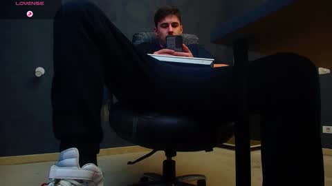 EnzoRace online show from 11/07/25, 06:35