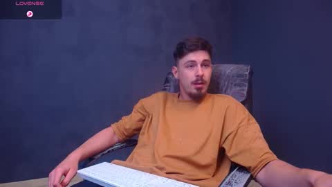 EnzoRace online show from 12/14/25, 08:02