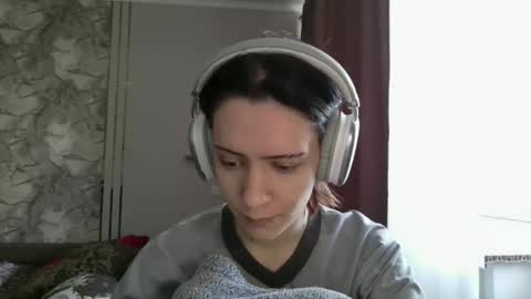 Snapshot of epifaniapaolino chatting on 02/27/26, 06:13 Lucy NEXT STREAM January 5 HNY online show from 02/27/26, 06:13