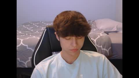 Snapshot of eprahsdahc chatting on 11/24/25, 05:51 eprahsdahc online show from 11/24/25, 05:51