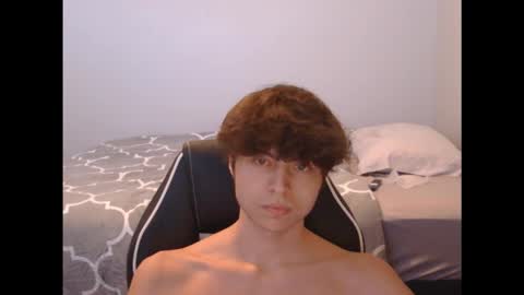 Snapshot of eprahsdahc chatting on 12/18/25, 03:12 eprahsdahc online show from 12/18/25, 03:12