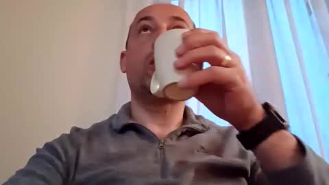 Snapshot of epu17 chatting on 03/20/26, 04:17 epu17 online show from 03/20/26, 04:17