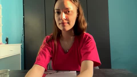 Snapshot of eracloke chatting on 02/04/26, 08:09 Lily online show from 02/04/26, 08:09