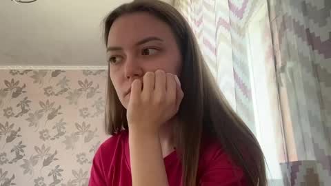 Lily online show from 05/06/26, 12:52