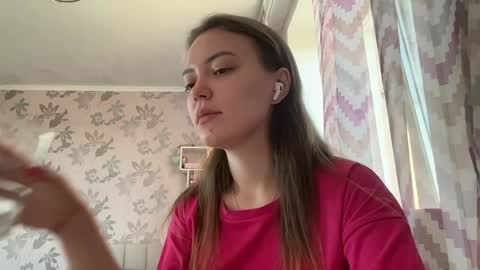 Lily online show from 05/07/26, 11:10