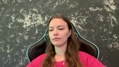 Lily online show from 05/12/26, 07:05