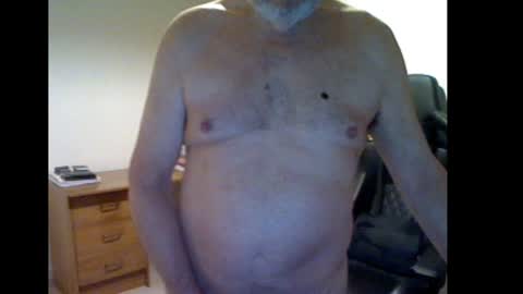 erasmus_d online show from 12/10/24, 06:49