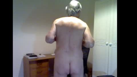 erasmus_d online show from 01/15/26, 06:22