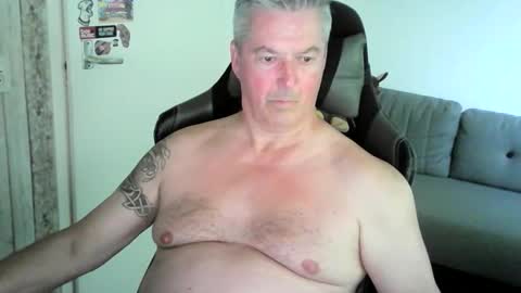 ErBee62 online show from 06/02/26, 11:45