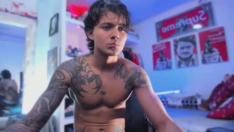 Snapshot of eren_blade_ chatting on 02/01/26, 04:00 Tht BOSS Eren online show from 02/01/26, 04:00