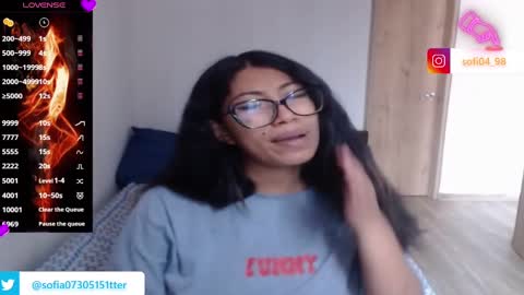 Snapshot of eren_mikasa chatting on 02/25/25, 02:44 sofia online show from 02/25/25, 02:44