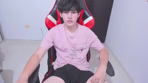 Snapshot of eren_tatakae chatting on 01/16/26, 02:59 eren_tatakae online show from 01/16/26, 02:59