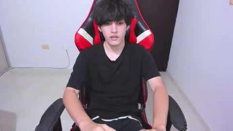 Snapshot of eren_tatakae chatting on 02/16/26, 11:45 eren_tatakae online show from 02/16/26, 11:45