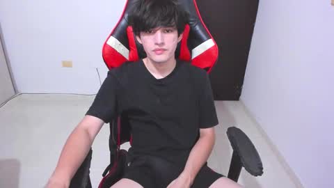 Snapshot of eren_tatakae chatting on 02/20/26, 03:14 eren_tatakae online show from 02/20/26, 03:14