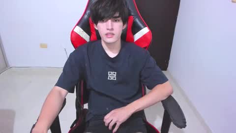 Snapshot of eren_tatakae chatting on 02/21/26, 05:03 eren_tatakae online show from 02/21/26, 05:03