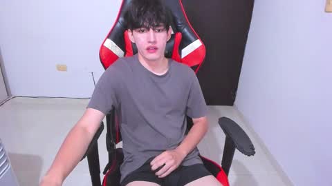 Snapshot of eren_tatakae chatting on 03/12/26, 01:23 eren_tatakae online show from 03/12/26, 01:23