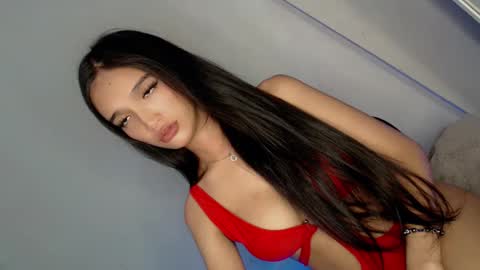 Elisa online show from 02/20/25, 02:07