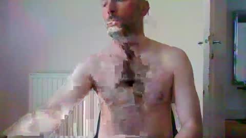 eric334418 online show from 06/15/26, 08:05