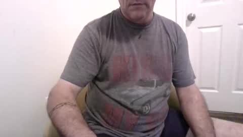 Snapshot of eric4698523103 chatting on 05/30/26, 06:43 eric4698523103 online show from 05/30/26, 06:43