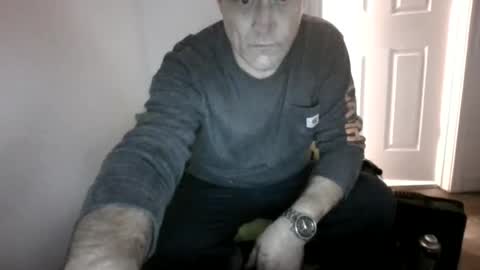 Snapshot of eric4698523103 chatting on 06/18/26, 09:36 eric4698523103 online show from 06/18/26, 09:36