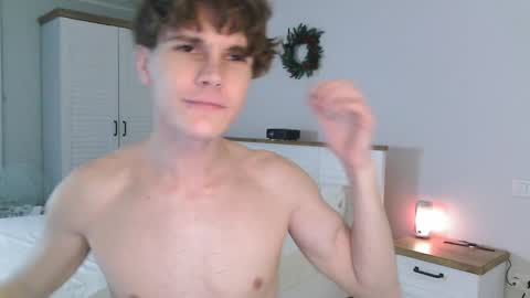 Snapshot of eric_crush chatting on 12/25/24, 04:12 Eric Crush online show from 12/25/24, 04:12