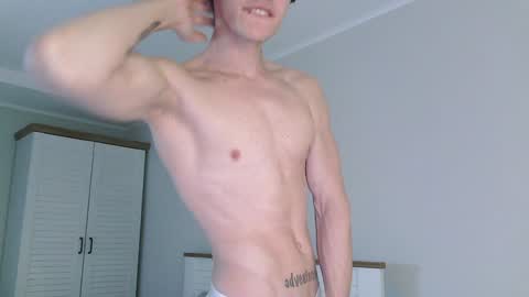 Snapshot of eric_crush chatting on 01/09/25, 04:19 Eric Crush online show from 01/09/25, 04:19
