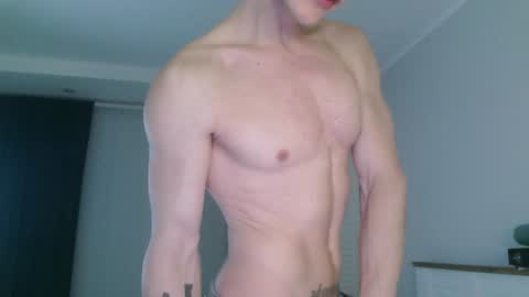 Snapshot of eric_crush chatting on 01/14/25, 03:53 Eric Crush online show from 01/14/25, 03:53