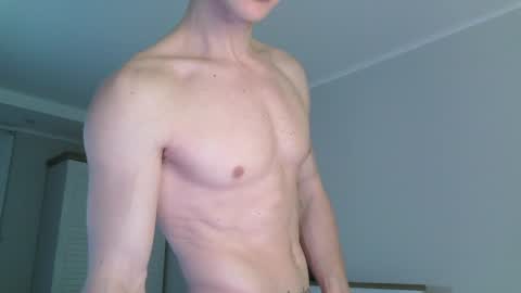 Snapshot of eric_crush chatting on 01/25/25, 03:51 Eric Crush online show from 01/25/25, 03:51