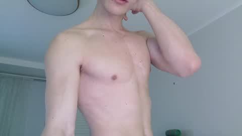 Snapshot of eric_crush chatting on 02/09/25, 03:53 Eric Crush online show from 02/09/25, 03:53