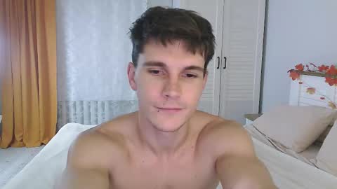 Snapshot of eric_crush chatting on 10/06/25, 03:48 Eric Crush online show from 10/06/25, 03:48