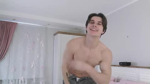 Eric Crush online show from 03/15/26, 04:18