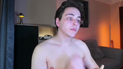 Snapshot of eric_ether chatting on 03/22/26, 07:39 Eric online show from 03/22/26, 07:39