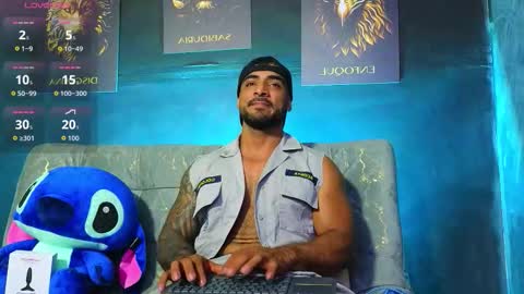 Brayan online show from 10/31/25, 11:50