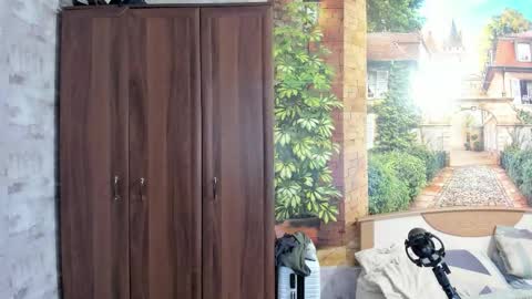 Eric online show from 11/12/25, 02:28