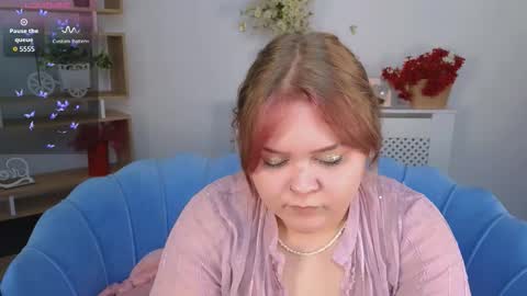 erica_love_ online show from 09/19/25, 07:10