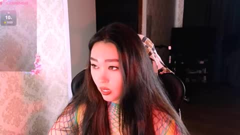 Snapshot of erica_wayne chatting on 12/19/25, 07:48 Erica Wayne online show from 12/19/25, 07:48