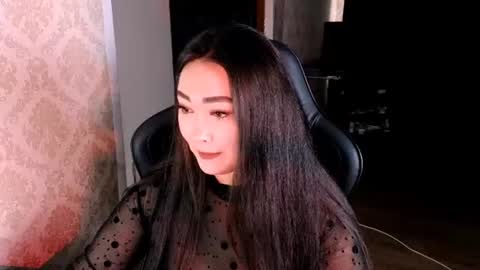 Snapshot of erica_wayne chatting on 07/03/26, 05:03 Erica Wayne online show from 07/03/26, 05:03
