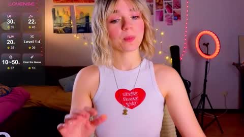 Snapshot of erica_winterr chatting on 02/02/25, 04:59 Erica Winterr online show from 02/02/25, 04:59