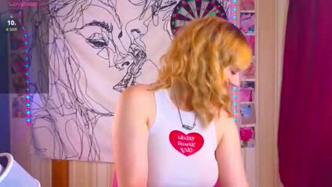 Snapshot of erica_winterr chatting on 09/21/25, 02:46 Erica Winterr online show from 09/21/25, 02:46