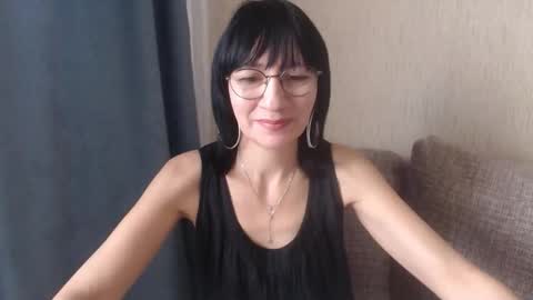 ericablack8 online show from 09/28/25, 10:31