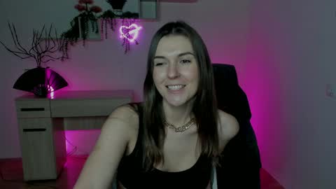 Snapshot of ericapowers chatting on 12/23/24, 11:14 EricaPowers online show from 12/23/24, 11:14